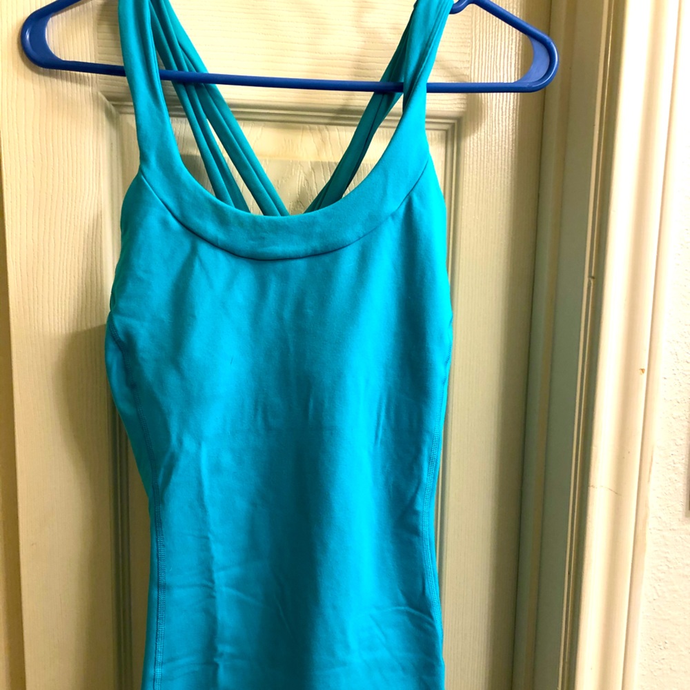 Lululemon blue tank, Built in shelf bra